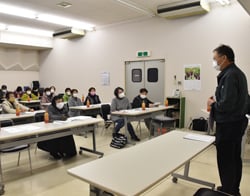「接遇」について学ぶ会員