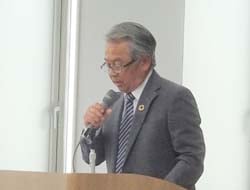 あいさつをする北沢組合長