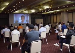 「daywork」について質問する参加者