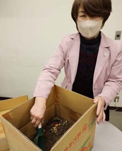 女性部活動をきっかけに生ごみ堆肥づくりを続ける濵理事