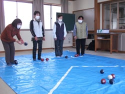 ボッチャに挑戦