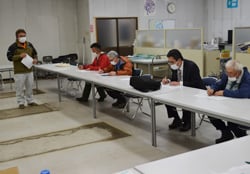 導入にあたっての注意点を説明した会議