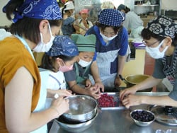 親子でお菓子作り