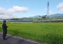 ドローンによる防除作業