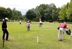 131人が参加したマレットゴルフ大会