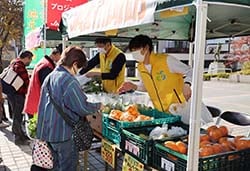 多くの人がJAブースに訪れた「岡谷市収穫祭2023」