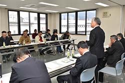 活発な意見交換が行われた懇談会