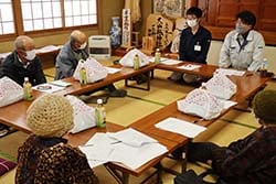 職員と生産者が顔を合わせて行った後山地区野菜出荷反省会