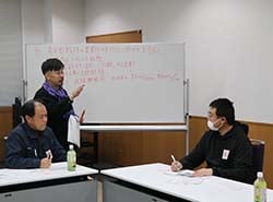 活発に意見交換を行った