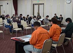 要点を確認する講習会の様子