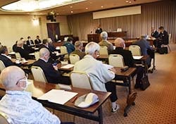 総会の様子
