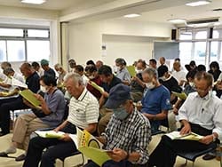 多くの生産者が参加した講習会（安曇野市穂高）