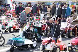 約120台を展示した会場