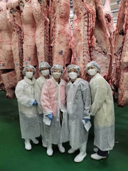 共励会に参加しセリを見学した生産者ら
