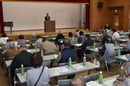 あいさつする上原組合長