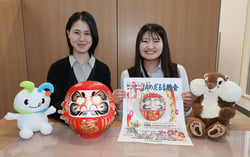 キャンペーンを紹介する職員