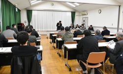 ２５年産の実績を確認する部会員ら