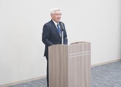 挨拶を述べる宮澤清組合長