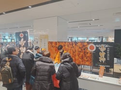 大勢の来場者でにぎわったコラボフェア