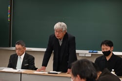 あいさつする西村共選部長