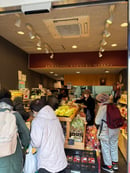 フェアで賑わう店内