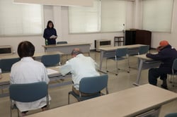 小玉スイカのほ場準備などを学んだ栽培セミナー（長野県諏訪市で）