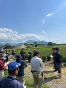 実際のほ場での説明（飯山市内のほ場にて）
