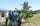 情報交換をする部員と営農技術員（長野県長野市、５月１５日）