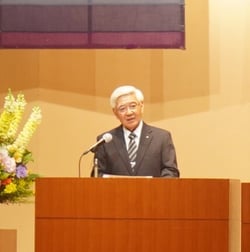 あいさつを述べる宮澤組合長（安曇野市豊科）