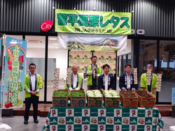あいさつする丸山組合長（東京都江東区で）
