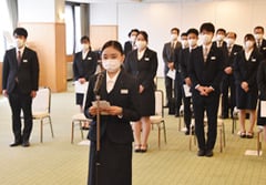 決意表明する金山さん