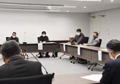 懇談を進める会場