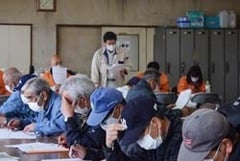 平出有道さんの話を聞く生産者