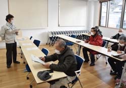 ピーマンを推進する営農技術員