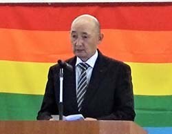 あいさつをする津金組合長
