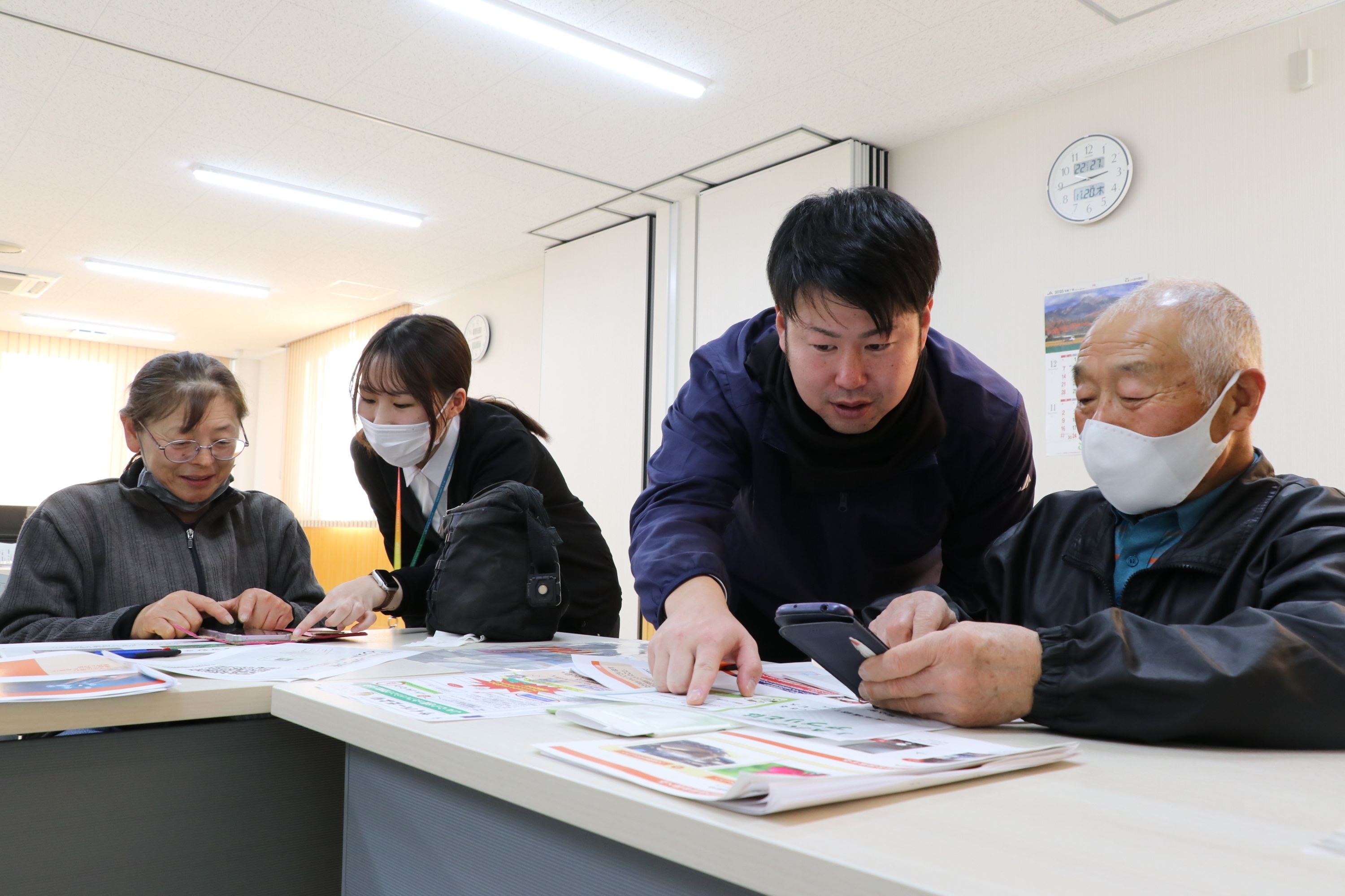 スマホ教室開催 講師招き基礎から楽しく学ぶ | 県内JAの話題 | JA長野