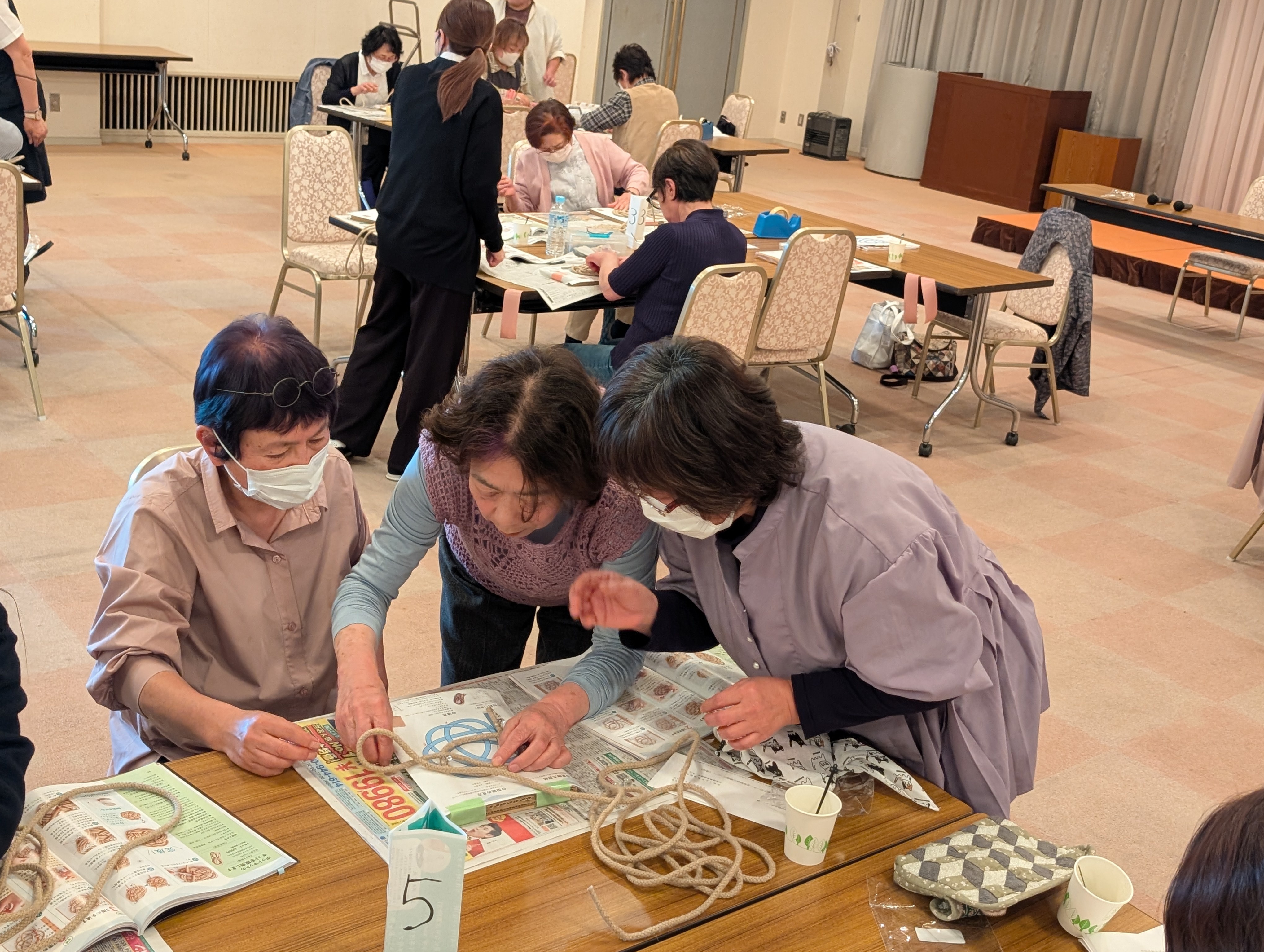 互いに技能を高め合う