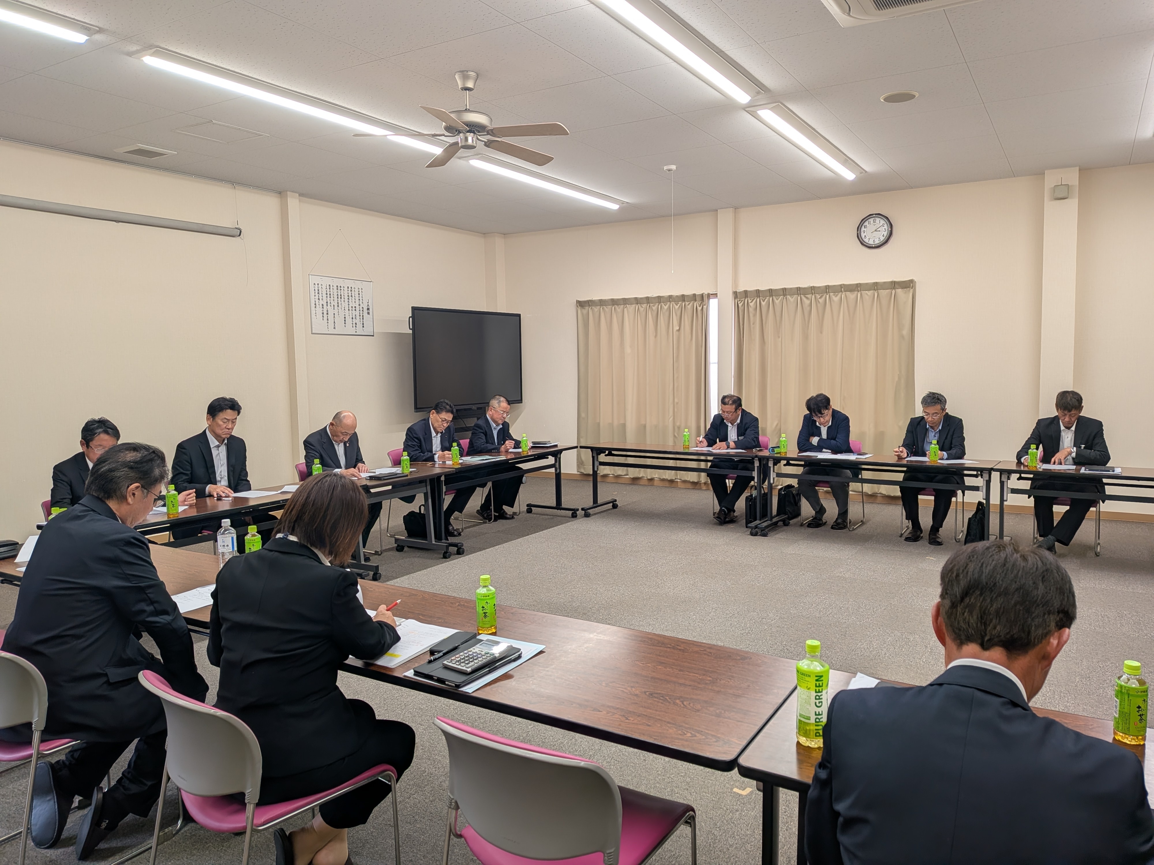 生産資材等高騰対策本部会議の様子