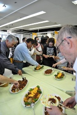 「加藤さん（下高井農林高）に栄冠、えのき茸丼コンテスト」の画像