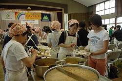「伝統野菜見直して、初の料理フェスタ」の画像