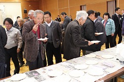 「雑草稲の根絶重要、水田作を考える会で確認」の画像