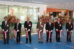 「コンビニ併設し出張所、佐久医療センターに設置」の画像