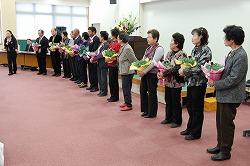 「はつらつ大学、55人が卒業」の画像