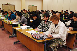 「14年度の事業計画など承認」の画像