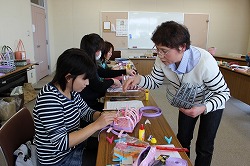 「「クラフトかご」、最終講座で作る」の画像