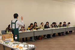 「くらしの専門委、活動計画を協議」の画像