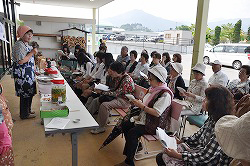 「「竜峡小梅」の漬けかたを伝承」の画像