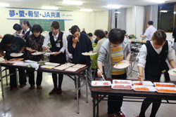 「入山辺支部が役職員と交流」の画像