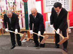 「5階建ての新病棟起工」の画像