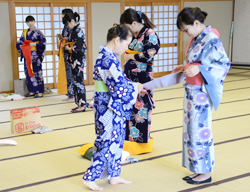 「浴衣の着付け習得」の画像